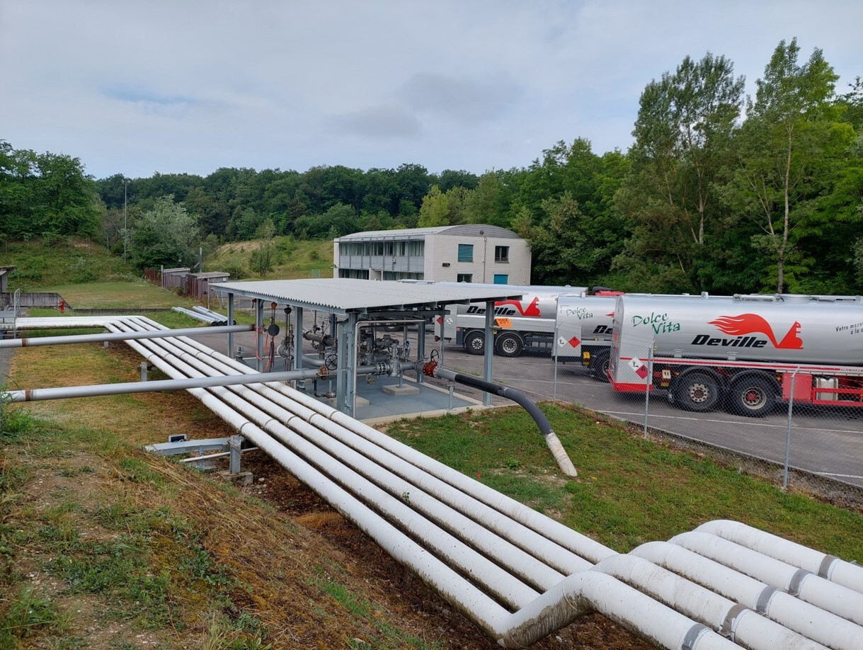 Installations électriques pour le nouveau pipe entre l’AIG et les dépôts pétroliers de Vernier
